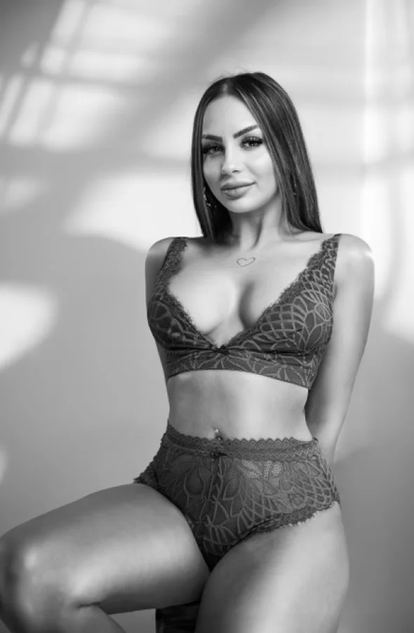 Eastern European escort with straight hair 